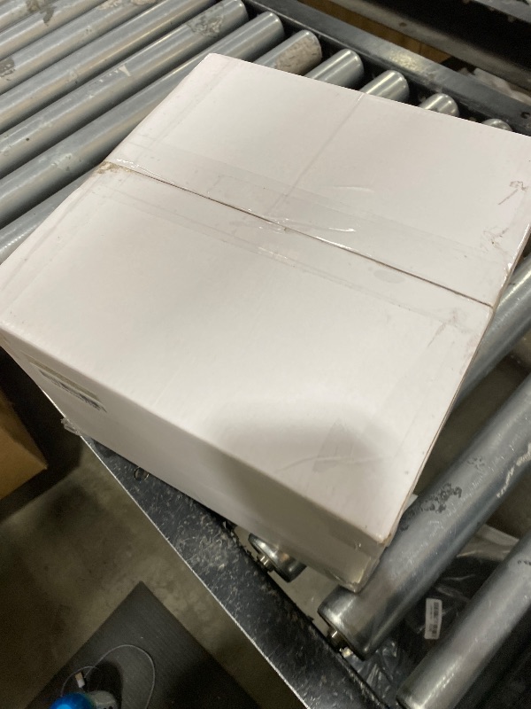 Photo 1 of 100PCS Green Plastic Plates-Crystal Design Green Wave Disposable Plates with Gold Rim, Fancy Disposable Plates Include 50 Dinner Plates, 50 Dessert/Salad Plates for Party & Christmas