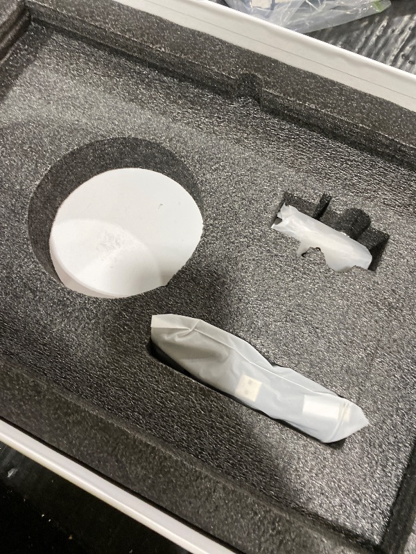 Photo 1 of MT-VIKI 15.6 inch Laptop Screen Extender, Potable Screen for Laptop Only One USB-C Cable Connection, Compatiable with Win/Mac (M1,M2, M3), FHD 1080P, 360° Rotation