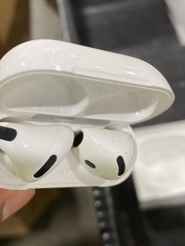 Photo 1 of OFFBRAND PRODUCT NOT ACTUAL APPLE, BUT SIMILAR **************** Apple AirPods 4 Wireless Earbuds, Bluetooth Headphones, with Active Noise Cancellation, Adaptive Audio, Transparency Mode, Personalized Spatial Audio, USB-C Charging Case, Wireless Charging,