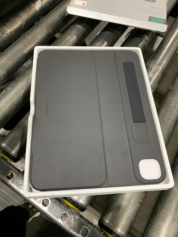 Photo 1 of ESR for iPad Pro 13 Inch Case (M5/M4) 2025/2024, Rotating Case with Removable Magnetic Cover, Adjustable Portrait/Landscape Stand, 9 Standing Angles, Shift Series, Black