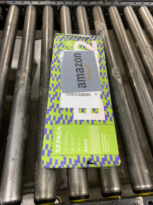 Photo 1 of seenda Bluetooth Keyboard for iPad, 2.4G + Bluetooth Multi-Device Typewriter Keyboard with Number Pad, Tablet Holder for iPad Tablet, Andriod Phone, MacBook/Windows PC Desktop, Barbie Purple