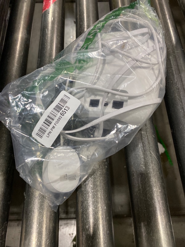 Photo 1 of Google Nest WiFi Pro 6E GA03030-US Mesh Router [Color Snow] (Renewed)