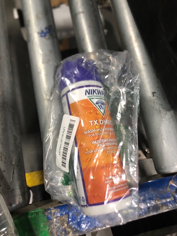 Photo 1 of ****ONLY ONE****Nikwax Hardshell Cleaning & Waterproofing Duo-Pack, 300ml, Cleans and Restores Water Repellency on Jackets, Rain, Ski, and Snow Gear, Outerwear, Safe for Gore-Tex and DWR