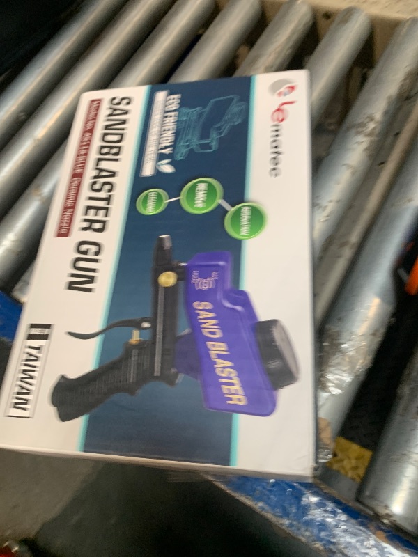Photo 1 of ** SOLD AS IS NO REFUND/RETURN ** SEE COMMENTS!
LE LEMATEC Portable Sand Blaster Gun Kit for Rust Removal, Glass Etching, & spot blasting - Requires 150PSI Air Compressor 4+ CFM for Detail Work & Small Projects - Ceramic Nozzle Blue
