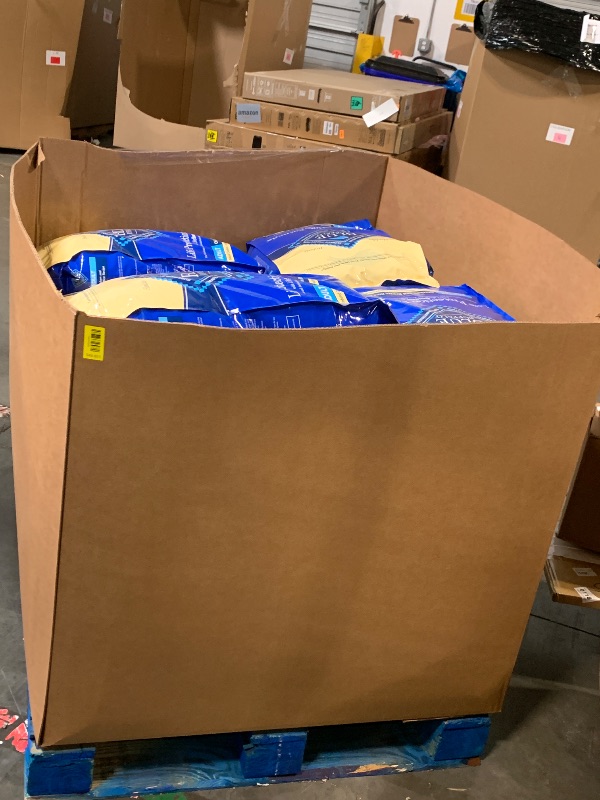 Photo 1 of *** Exp 03/2026 *** Blue Buffalo Life Protection Formula Adult Dry Dog Food, Helps Build and Maintain Strong Muscles, Made with Natural Ingredients, Chicken & Brown Rice Recipe, 34-lb. Bag **Mixed box of apprximatelt 50 packs pf dog food. Not returnable**