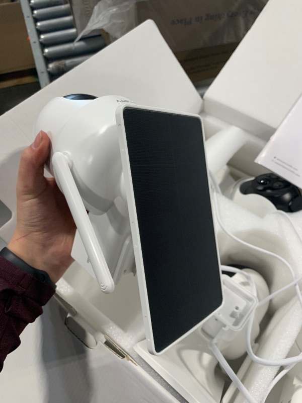 Photo 1 of (3/27/2026) ***NOT WORKING AND MISSING PARTS*** Security Cameras Wireless Outdoor, No Monthly Fee Solar Camera Outdoor Wireless, 4-Camera 2K Home Security Camera System with Base Station, Local Storage, PIR Motion Detection, Color Night Vision