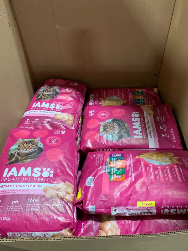 Photo 1 of ***WHOLESALE CAT FOOD EXPIRED**** NO RETURN NO REFUND***** IAMS Proactive Health Dry Cat Food, Urinary Tract Health, Adult Cat Food Dry Recipe with Chicken, 22 lb. Bag