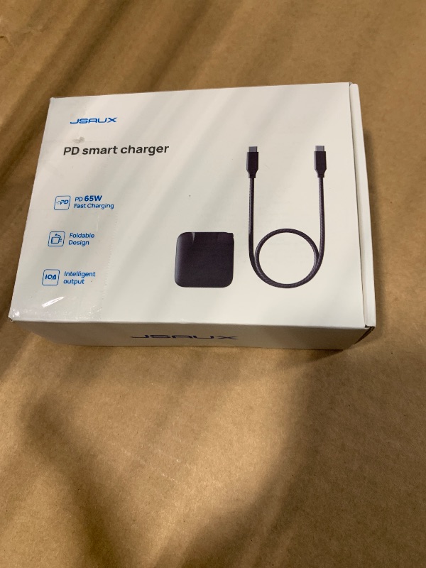Photo 1 of ****SIMILAR***

Anker Laptop Charger, 140W Max 4-Port GaN USB C Charger Block with Smart Display, Fast Charging Power Adapter, Touch Controls for MacBook, iPad, iPhone 17/16 Series (Include 5FT Cable, Non-Battery)