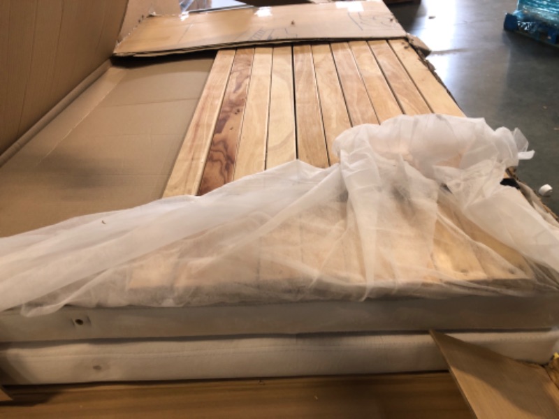Photo 1 of ** SIMILAR / UNTESTED / NO RETURN *** 
 
FAVSH Upholstered Daybed with Trundle, Full Size Day Bed w/Button-Tufted Back and Piping on Waved-Shape Arms for Bedroom or Guest Room, No Box Spring Required,Beige