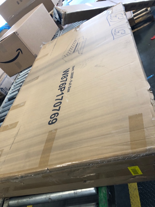 Photo 1 of ** SIMILAR / UNTESTED / NO RETURN *** 
 
FAVSH Upholstered Daybed with Trundle, Full Size Day Bed w/Button-Tufted Back and Piping on Waved-Shape Arms for Bedroom or Guest Room, No Box Spring Required,Beige