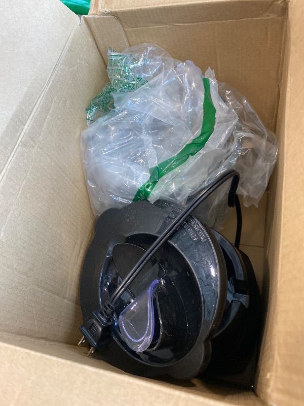 Photo 1 of *UNTESTED*
Hamilton Beach Power Elite Wave Action Blender For Smoothies, 40 Oz Glass Jar, 12 Functions Including Puree, Crush Ice, 700 Watts - Black (58148A)