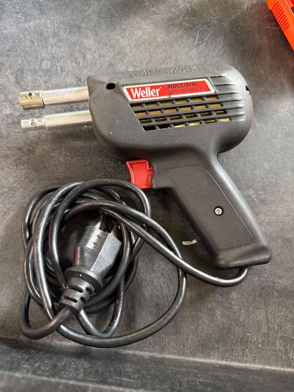 Photo 1 of Weller Industrial Soldering Gun | D650     