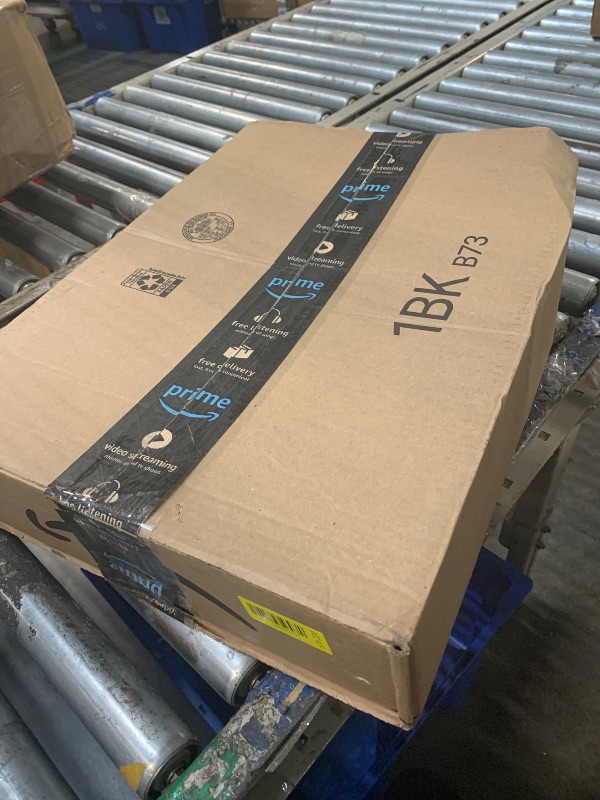 Photo 1 of ** SOLD AS IS NO RETURN/REFUNDS**
MYDAYS OUTDOOR Portable Heated Seat Cushion(No Power Bank) Heated Camping Chair Pad,Foldable Heated Stadium Seat for Bleachers,USB Powered Heated Seats Great for Sports, Fishing, Concerts Black