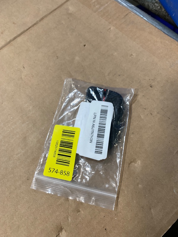 Photo 1 of ** SOLD AS IS NO RETURN/REFUNDS**SEE COMMENTS!
Laisiou Silicone Rubber Key Fob Cover Case Compatible with BMW 2 4 5 6 7 Series X1 X2 X3 X4 X5 X6 M M8 M7 M6 M5 M4 M3 M2 M1 430i 340i 840i 2015-2023 4 Button Smart Key (Black+White/Black+red)