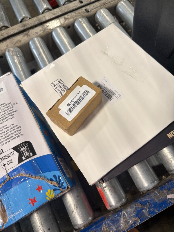 Photo 1 of ***DIFFERENT ITEM*** ***SEE WAREHOUSE PHOTOS*** XAMOREST Picatinny Arca Swiss Plate, 2.75 Picatinny Arca Rail Mount for Rifle Tripod Ballhead Quick Release Plate, Aluminum Arca Plate Compatiable RRS Dovetail, Suitable for QD Sling