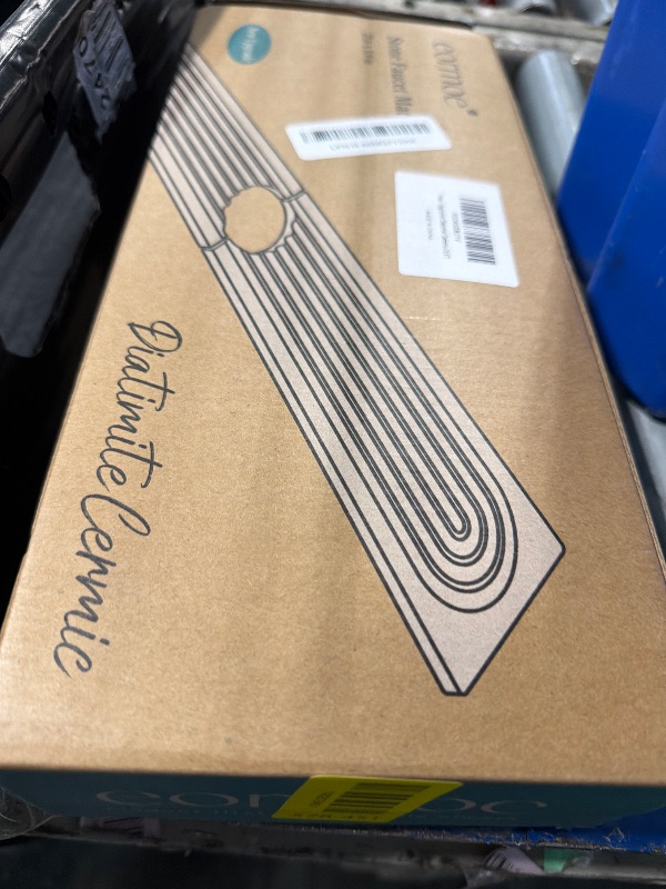 Photo 1 of *USED*
Stone Kitchen Sink Faucet Mat, Premium Upgraded Diatomite Drying Stone Mat & Sink Protector Splash Guard - Prevent Moisture Drying Stone Tray for Kitchen Counter (23.6" x 3.9", Dishwasher Safe)