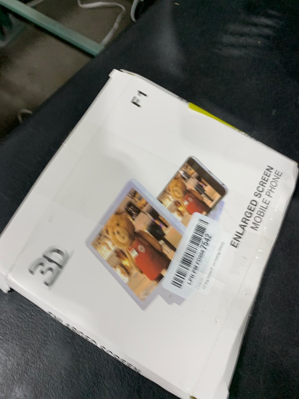 Photo 1 of 10" Big Screen Phone Magnifier, Screen Magnifier for Cell Phone, 3D HD Foldable Design Screen Magnifier Version for Movies, Videos and Gaming ((White)