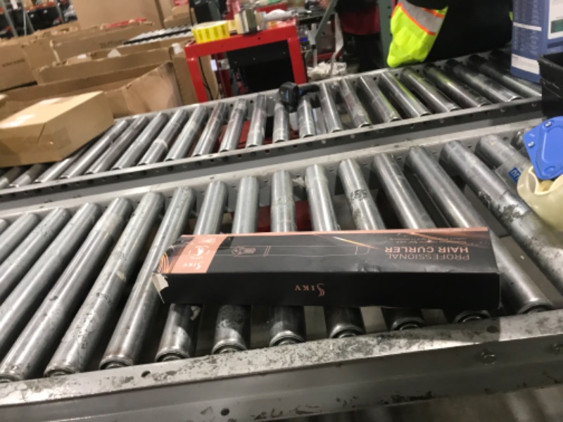 Photo 1 of 1 1/4 Inch Curling Wand Ceramic Long Barrel,1.25 Inch Curling Wand Iron for Long Hair,Dual Voltage Hair Curling Wand