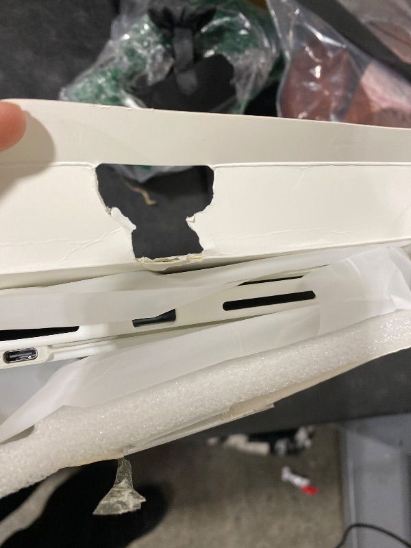 Photo 1 of BLOSOMEET Clear Magnetic Keyboard Case for iPad Pro 11 Inch (M5/M4) 2025/2024, 7-Color Backlight & Native Gesture Trackpad & Kickstand, Lift Top Detachable Protective Cover with Pen Holder, White