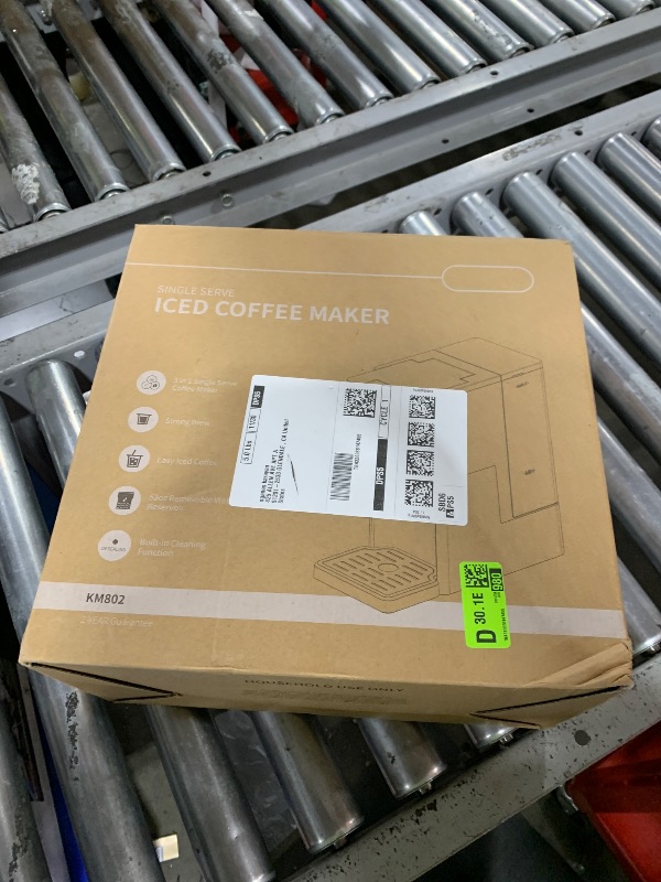 Photo 1 of TWOMEOW Coffee Maker Hot & Iced With Bold Setting,Single Serve Coffee Maker For K Cup And Grounds,52 Oz Removable Water Tank,6-14 Oz Brew Sizes,One Cup Kcup Coffee Machine With Reusable Filter, White