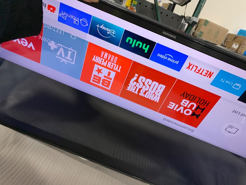 Photo 1 of GENERIC SAMSUNG TV UNKNOWN MODEL******