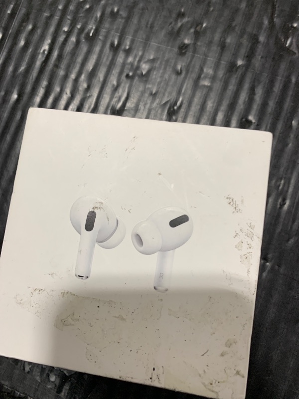 Photo 1 of Apple AirPods Pro