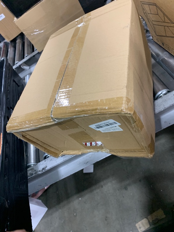 Photo 1 of 100 Set Christmas Coffee Paper Cups with Lids 12oz, Bulk Disposable Winter Coffee Cups, 5 Styles Xmas Holiday Cups for Hot Chocolate Cold Drinks Christmas New Year Winter Party Supplies Decorations