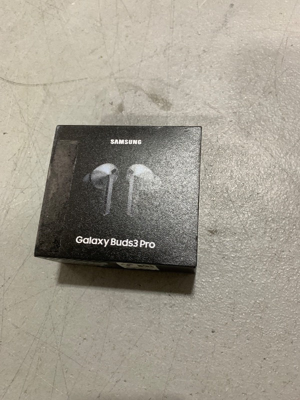 Photo 1 of Samsung Galaxy Buds 3 Pro AI True Wireless Bluetooth Earbuds, Noise Cancelling, Sound Optimization, Redesigned Comfort Fit, Silver [US Version, Amazon Exclusive, 2Yr Warranty]