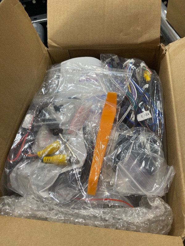 Photo 1 of [8 Core Qualcomm 4+64G] Car Stereo for Toyota Tundra 2014-2017 - Wireless Carplay and Android Auto - 9 Inch 1280 * 720 IPS Touchscreen Android 15 Car Radio - DSP/GPS/WiFi/SWC + AHD Backup Camera