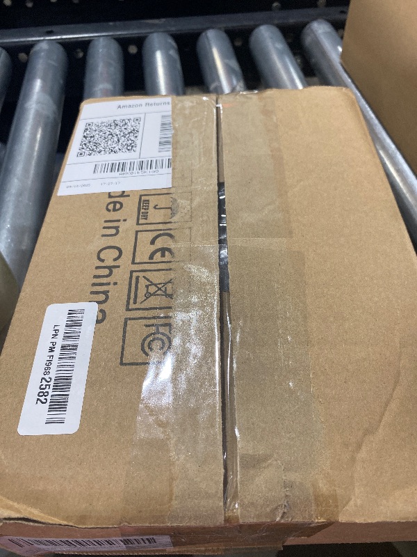 Photo 1 of [8 Core Qualcomm 4+64G] Car Stereo for Toyota Tundra 2014-2017 - Wireless Carplay and Android Auto - 9 Inch 1280 * 720 IPS Touchscreen Android 15 Car Radio - DSP/GPS/WiFi/SWC + AHD Backup Camera