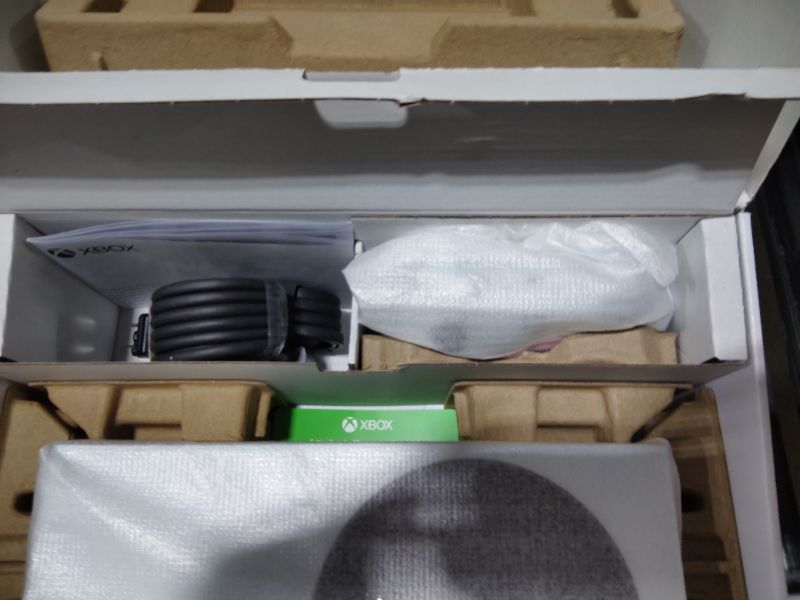 Photo 1 of Xbox Series S - All Digital Gaming Console - 512GB SSD - Includes Wireless Controller - 120FPS (Renewed Premium)