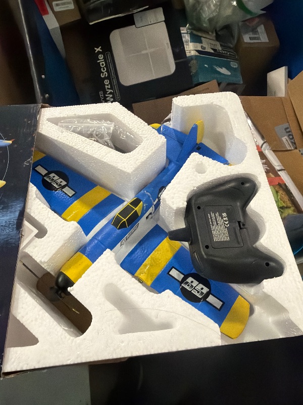 Photo 1 of ** SOLD AS IS NO RETURN/REFUNDS**
BEZGAR HQ089 RC Plane, Drones for Kids, 6-axis Gyro Remote Control Airplane, RC Helicopter, Easy Control for Beginners Toys with Colorful LED Navigation Lights