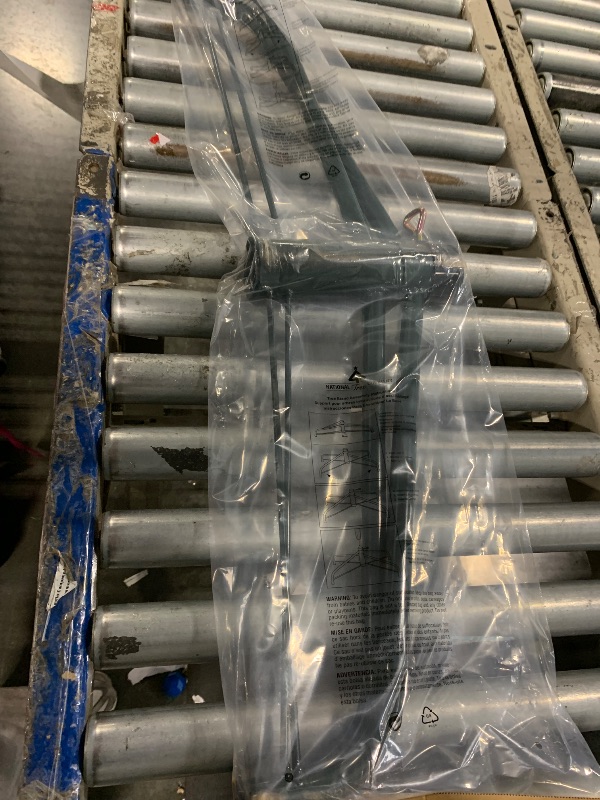 Photo 1 of ***SIMILAR ITEM**** JSungo 24-Inch Christmas Tree Stand, Folding Artificial Tree Stand Replacement, Metal Tree Base for 3-7.5 FT Trees, Fits Trunk Diameters up to 1.37 Inches, Green