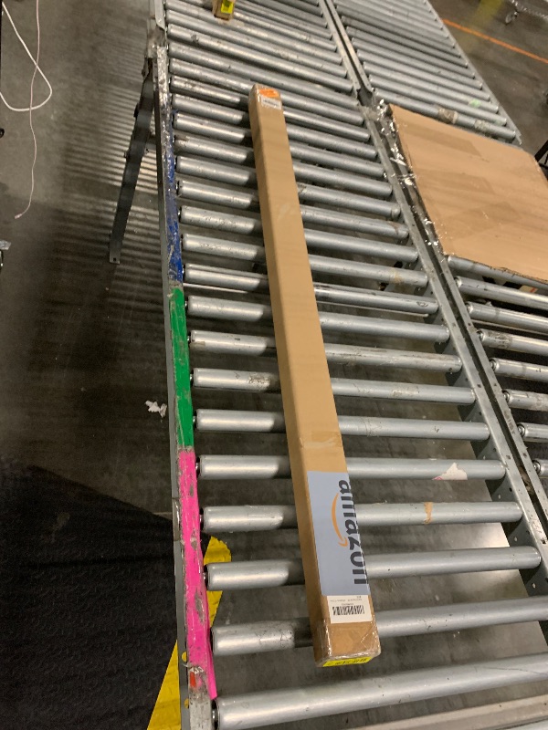 Photo 1 of ***UNABLE TO TEST/UNCOMPATIBLE CORD***
Black Ceiling Light LED, Modern and Simple, Long Strip Ceiling Surface Installation, Suitable for Living Room, Bedroom, Corridor and Kitchen, Remote Control to Switch Color and Brightness, 47.2inches