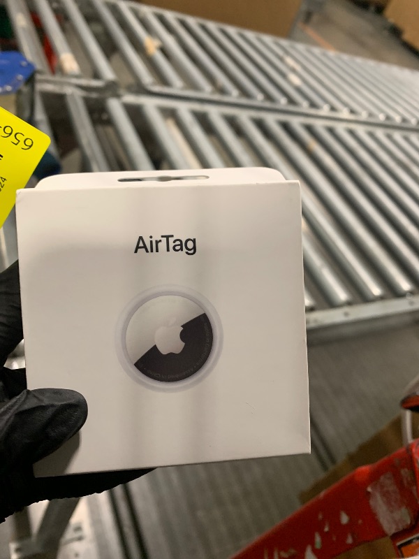 Photo 1 of ** FACTORY SEALED** Apple AirTag. Keep Track of and find Your Keys, Wallet, Luggage, Backpack, and More. Simple one-tap Set up with iPhone or iPad