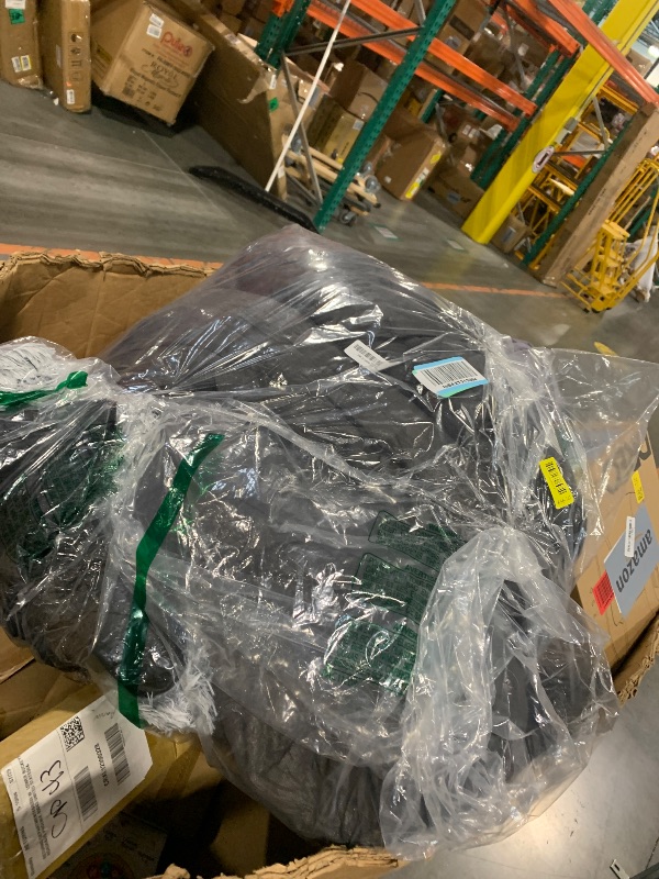 Photo 1 of *MINOR DAMAGE - USED*
Bedfolks Calming Donut Dog Bed, 36 Inches Round Fluffy Dog Beds for Large Dogs, Anti-Anxiety Plush Dog Bed, Machine Washable Pet Bed (Light Grey, Large)