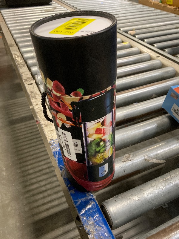 Photo 1 of *UNTESTED*
Portable Personal Blender,13OZ Cordless Juicer Cup,Serrated 6 Blade with Filter,USB Rechargeable and Self Cleaning,Ideal for Smoothies,Ice Blending,Juicing, Mini Blender for Travel Sports Outgoing