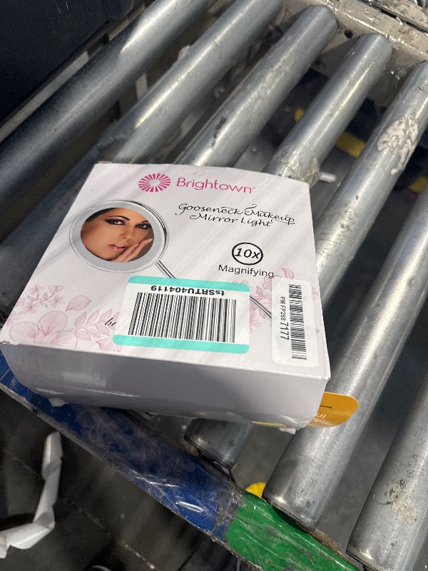 Photo 1 of *MINOR DAMAGE - USED*
Brightown 10x Magnifying Mirror with Light, Flexible Gooseneck Make up Mirror with Lights and Magnification, Battery Operated Cordless with Suction Cups for Wall Bathroom