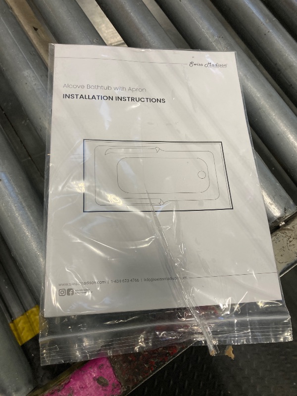 Photo 1 of ** NEW** Swiss Madison Well Made Forever Voltaire 72" x 36" Right-Hand Drain Alcove Bathtub with Apron