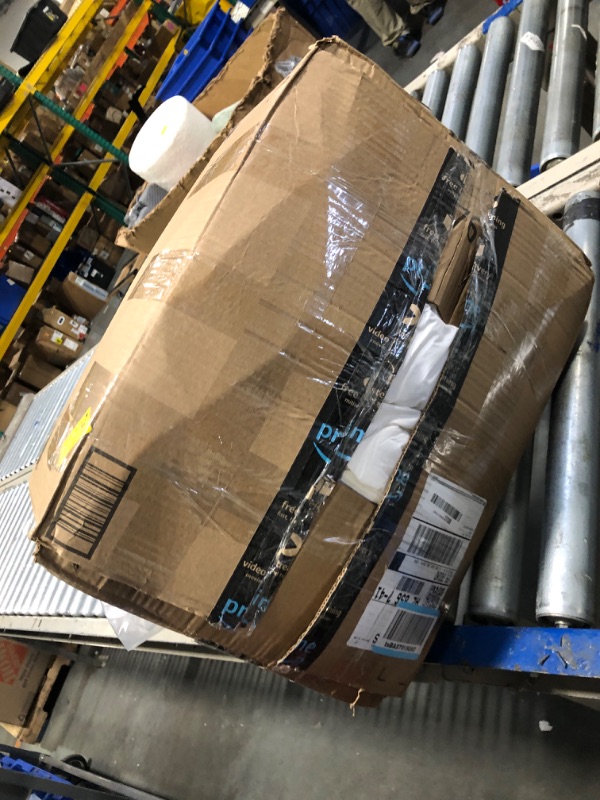 Photo 1 of ** VERY USED ** Rwlvpe Hungarian White Goose Down Comforter Oversize King, 850 Fill Power All Season Duvet Insert 75% Goose Down 25% Goose Feather, 600TC Ultra-Soft 100% Cotton Shell, Fluffy (120"x98", White)