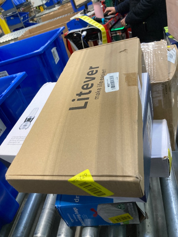 Photo 1 of *UNTESTED*
Under Cabinet LED Lighting Kit Plug in or Hardwired, 6 pcs 12 Inches Light Strips, 2000 Lumen, Super Bright, for Kitchen Counter, Closet, Shelf Lights, 31W, Warm White (6 Bars)