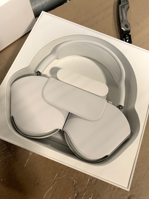Photo 1 of **MISSING CHARGER**Apple AirPods Max Wireless Over-Ear Headphones, Active Noise Cancelling, Transparency Mode, Personalized Spatial Audio, Dolby Atmos, Bluetooth Headphones for iPhone – Silver