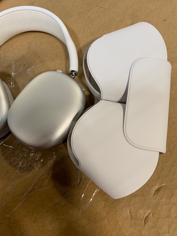 Photo 1 of **MISSING CHARGER**Apple AirPods Max Wireless Over-Ear Headphones, Active Noise Cancelling, Transparency Mode, Personalized Spatial Audio, Dolby Atmos, Bluetooth Headphones for iPhone – Silver