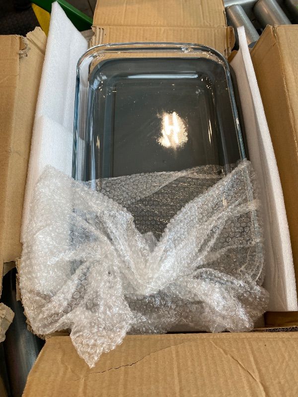 Photo 1 of ***MINOR DAMAGE*** 8-Piece Deep Glass Baking Dish Set with Plastic lids,Rectangular Glass Bakeware Set with Lids, Baking Pans for Lasagna, Leftovers, Cooking, Kitchen, Freezer-to-Oven and Dishwasher, Gray