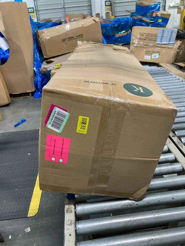 Photo 1 of *****FACTORY SEALED***** Zinus 12 Inch King Green Tea Memory Foam Mattress [New Version], Fiberglass Free, Medium Firm Feel, Zoned Pressure Relief, Certified Safe Foams & Fabric, Mattress in A Box