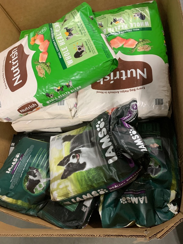 Photo 1 of ***15  PART***
***NO RETURN***
****04/13/27*** EXP
Nutrish Dry Dog Food Real Chicken & Veggies Recipe Whole Health Blend, 40 lb. Bag, (Rachael Ray)