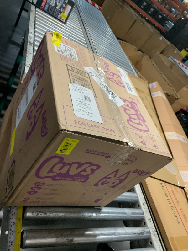 Photo 1 of ***FACTORY SEALED***Luvs Size 3 Baby Diapers, Platinum Protection Bluey Diapers for Day & Night, Size 3, 234 Count (Packaging May Vary)