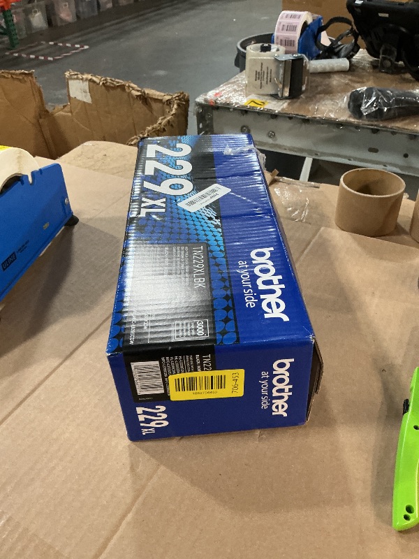 Photo 1 of ******* factory sealed******Brother Genuine TN229XLBK Black High Yield Printer Toner Cartridge - Print up to 3,000 Pages(1)