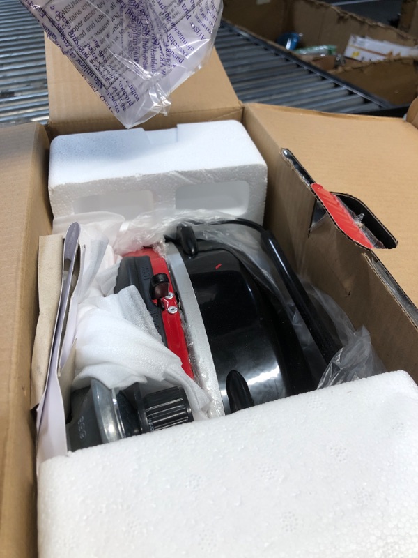 Photo 1 of ***PARTIAL SET - PRICE ADJUSTED***
Coleman Fold ‘N Go 6,000 BTU Portable Propane Grill, Lightweight Gas Grill with Push-Button Starter & Adjustable Horseshoe Burner, Great for Camping, Tailgating, Grilling, BBQ