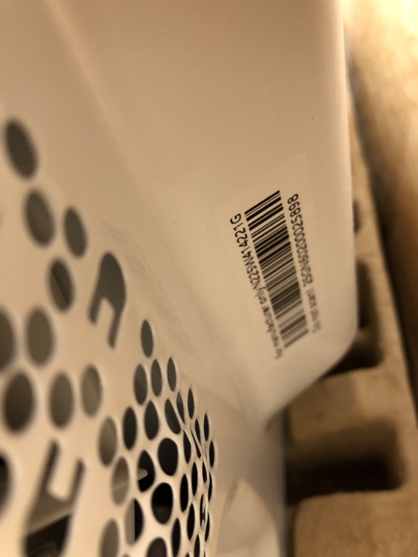 Photo 1 of ***DAMAGED - SEE NOTES/PICTURES***Hamilton Beach 0.9 Cu ft Countertop Microwave Oven, 900 Watts, Stainless Steel, New